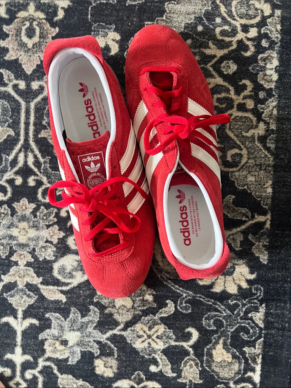 adidas gazelle lo pro red